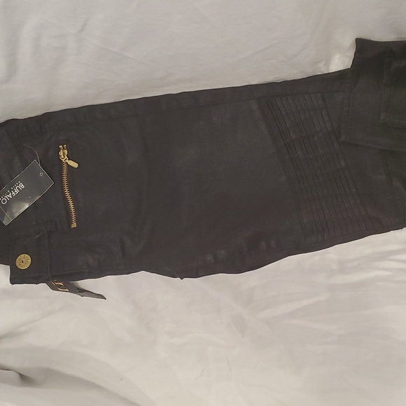 Buffalo Fresca mid rise stretch skinny pant w side bottom zipper. - Picture 4 of 5